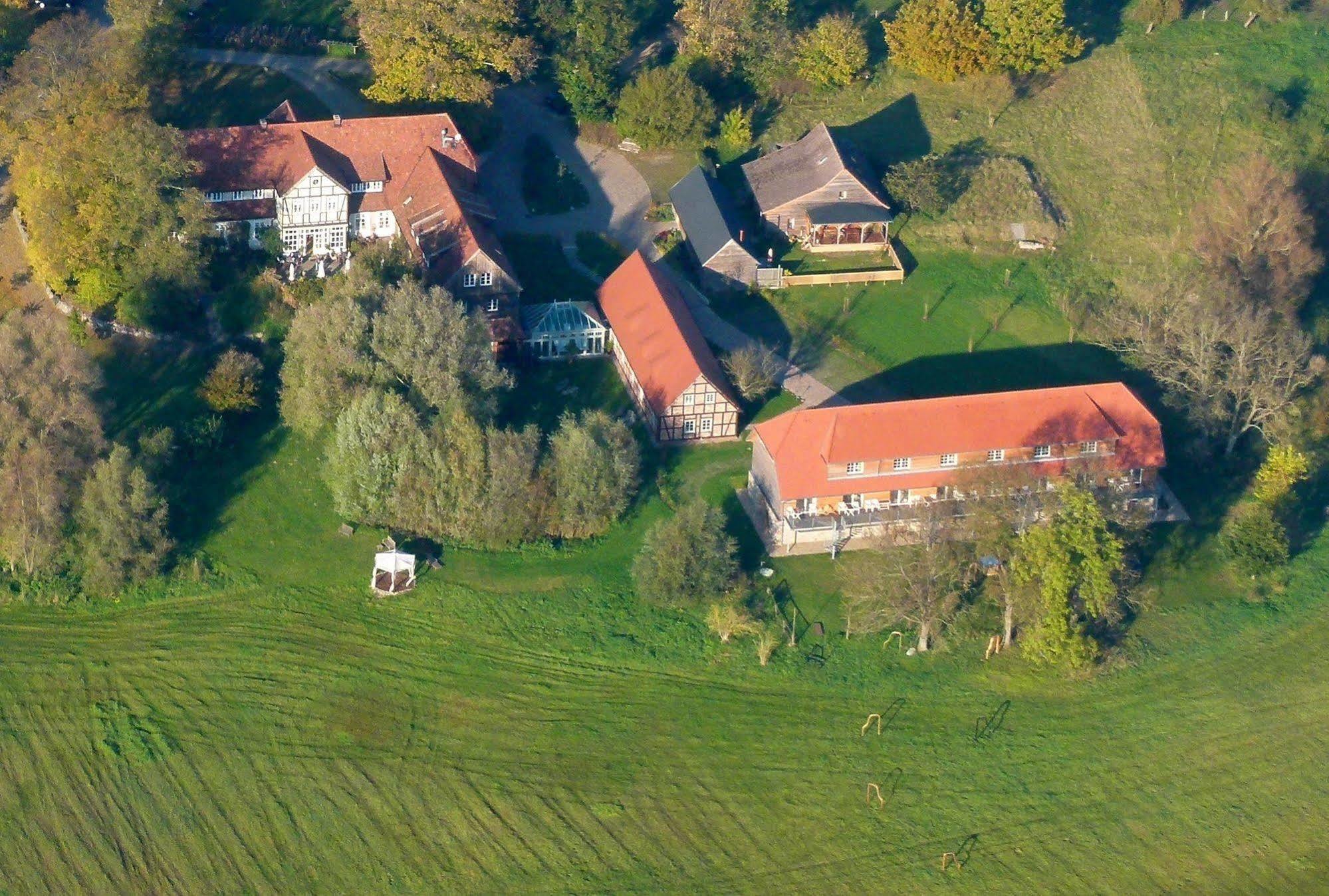 Gutshof Woldzegarten Hotell Exteriör bild