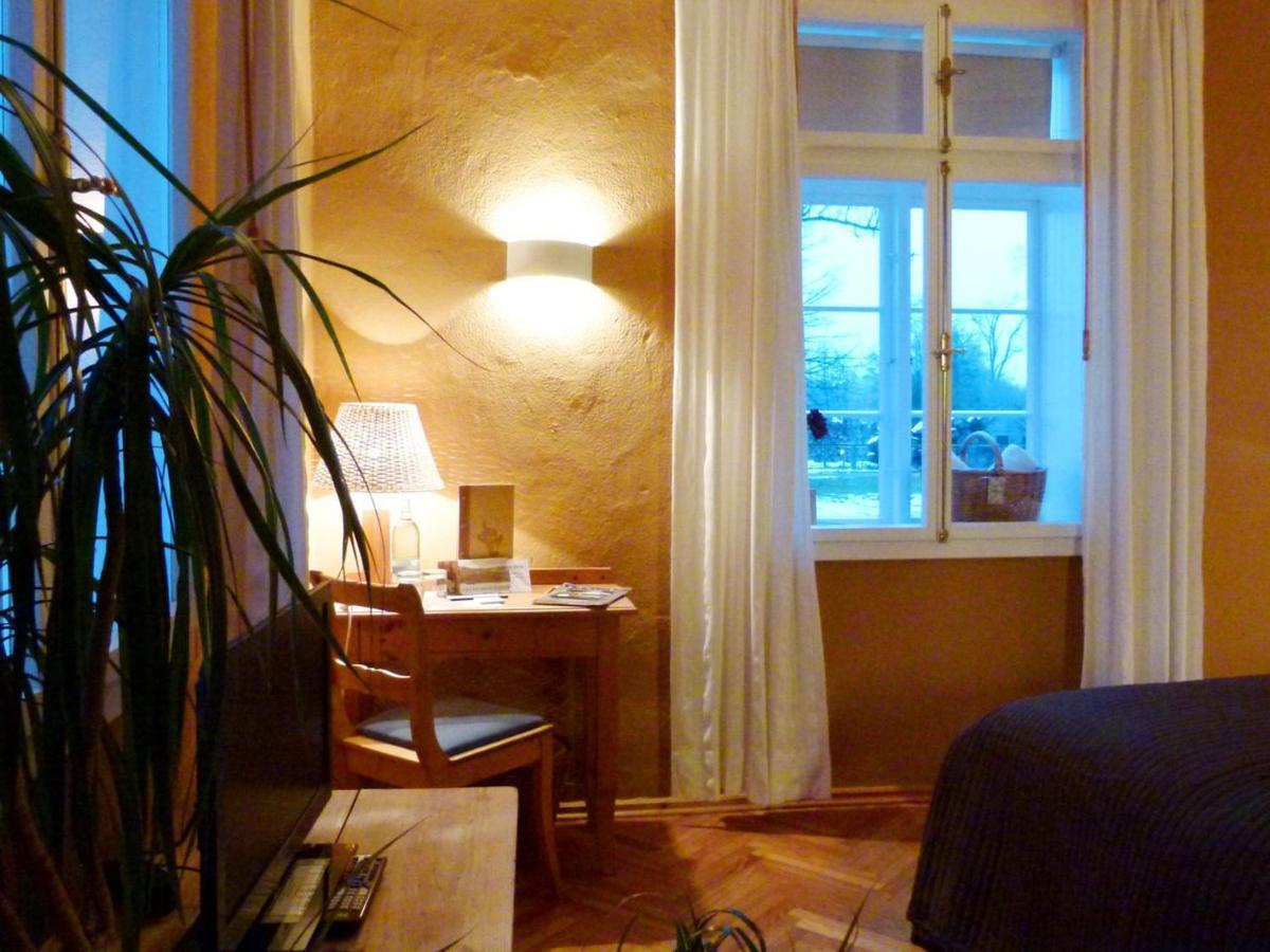 Gutshof Woldzegarten Hotell Exteriör bild